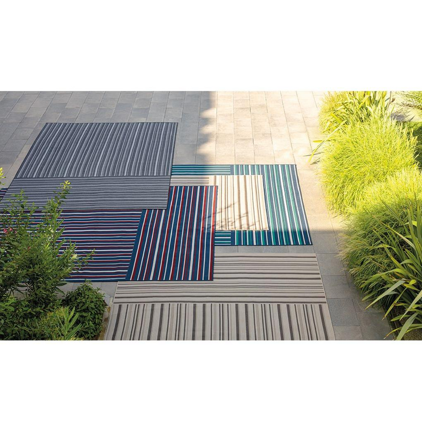 Striped Outdoor Carpet | Talenti Nalu | Italianfurniture.com