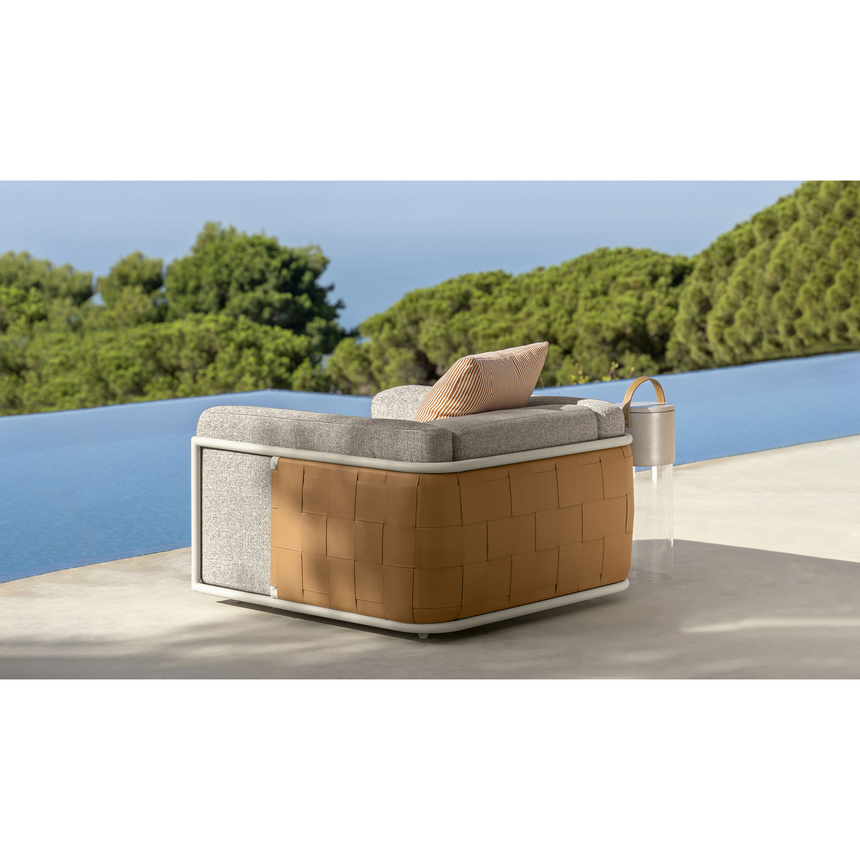 Woven Leather Outdoor Armchair | Talenti Tressé | Italianfurniture.com