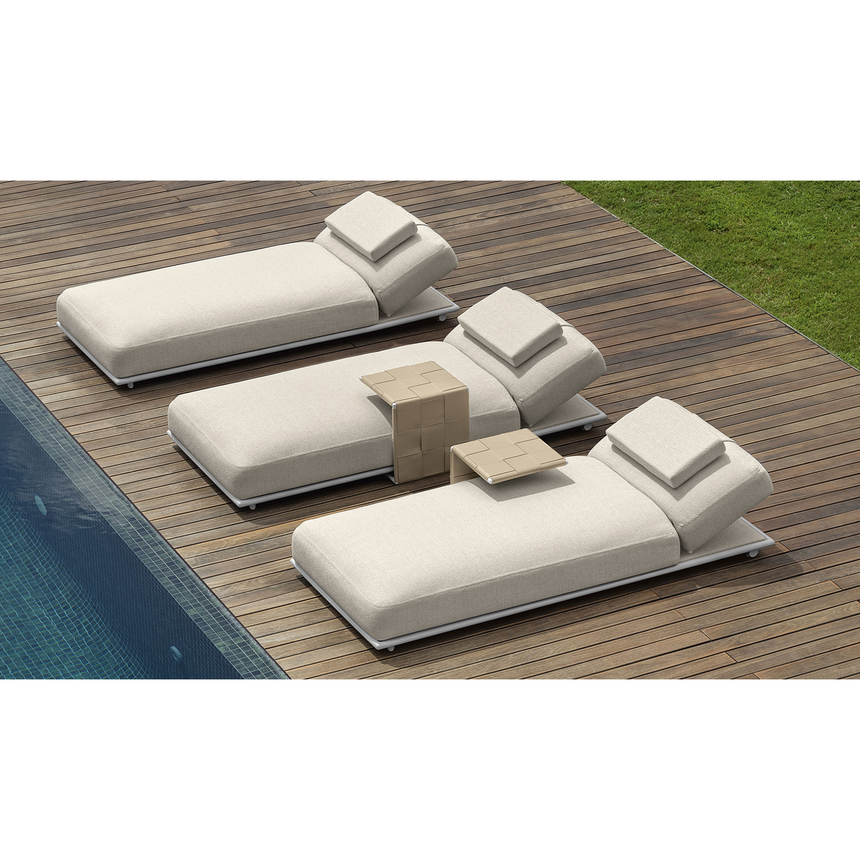 Woven Leather Outdoor Side Table | Talenti Tressé | Italianfurniture.com