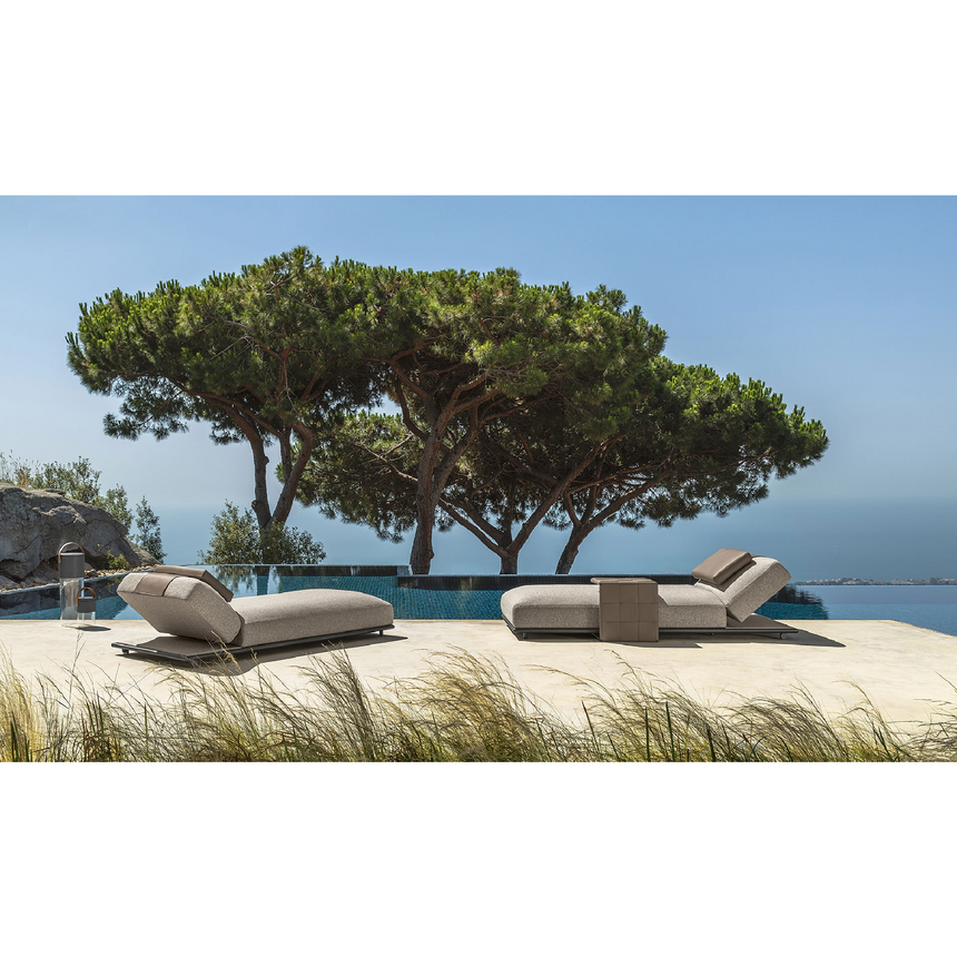 Woven Leather Outdoor Side Table | Talenti Tressé | Italianfurniture.com