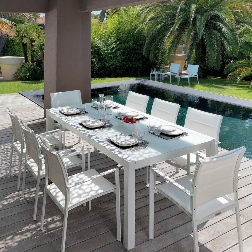 Glass Outdoor Extendable Dining Table | Talenti Touch | Italianfurniture.com