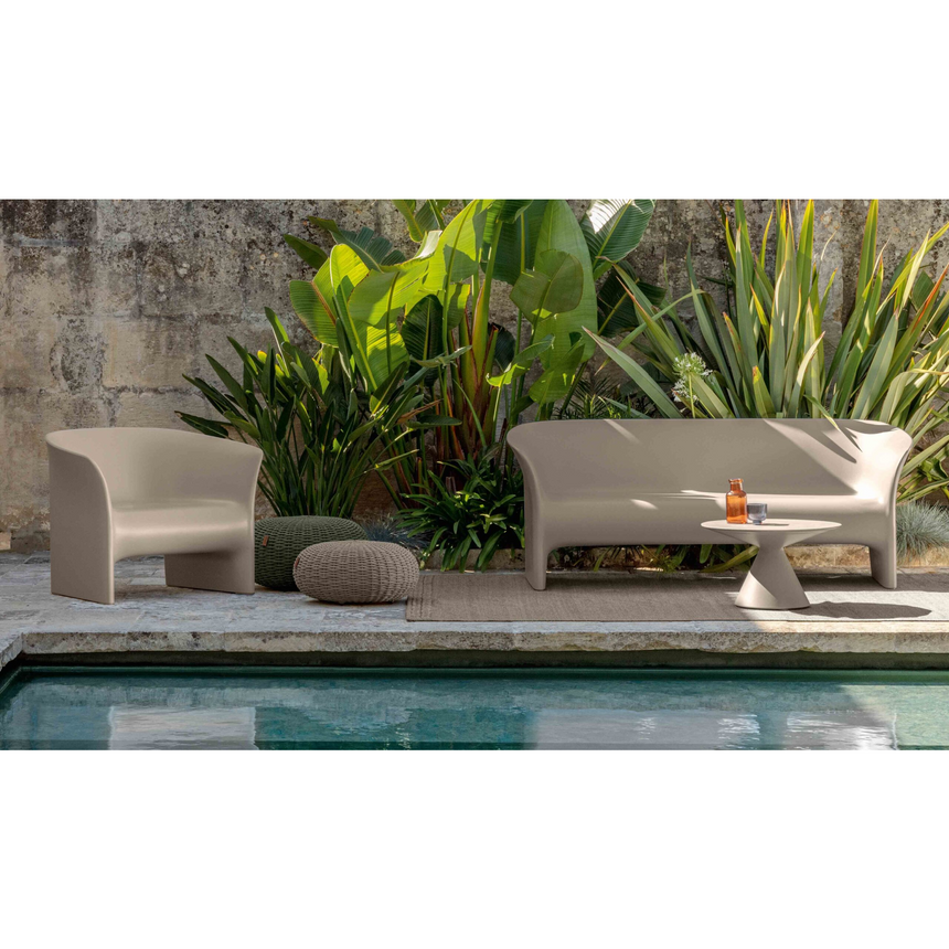 Modern Molded Outdoor Living Armchair | Talenti Tweet | Italianfurniture.com