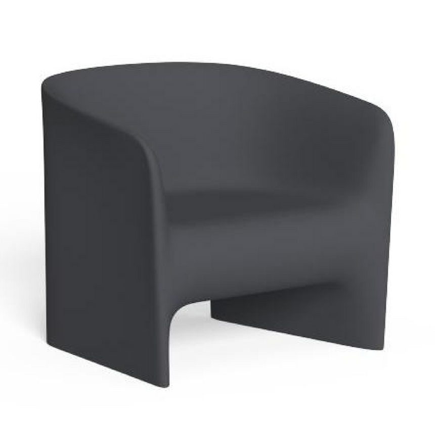 Modern Molded Outdoor Living Armchair | Talenti Tweet | Italianfurniture.com