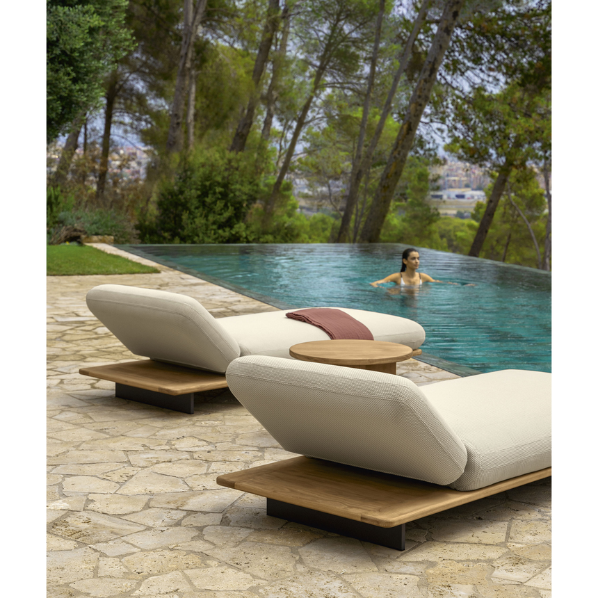 Wooden Base Sun Lounger | Talenti Venice | Italianfurniture.com