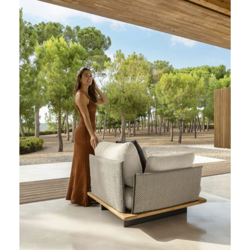 Wooden Base Outdoor Armchair | Talenti Venice | Italianfurniture.com