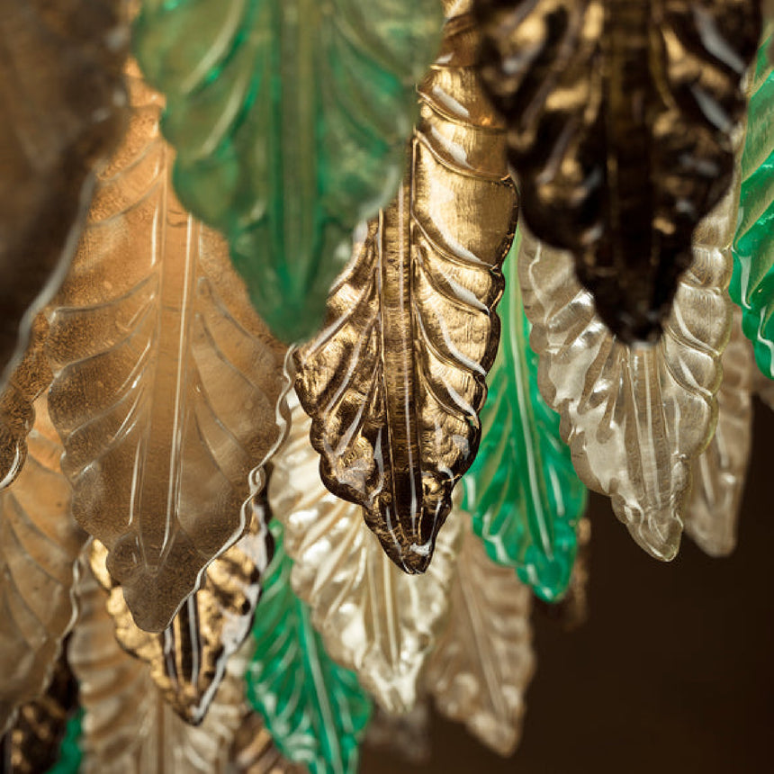 Feather-Shaped Glass 15-Light Chandelier | Villari Cher