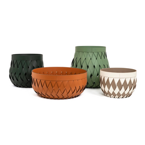 Handwoven Leather Outdoor Basket S | Pinetti Canaria | Italianfurniture.com