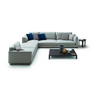 Streamlined Fabric Sofa | Arflex Rendez-Vous