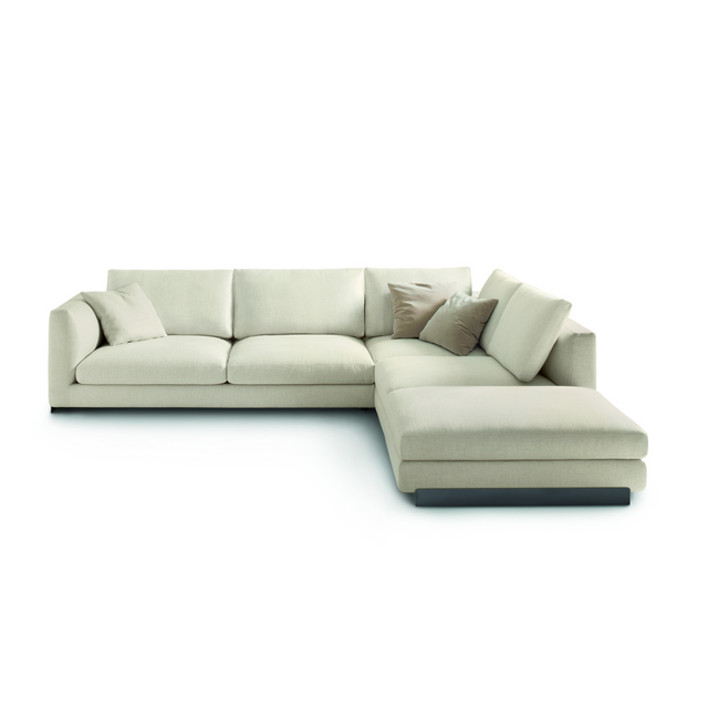 Neutral Toned High Armrest Sofa | Arflex Rendez-Vous | Italianfurniture.com