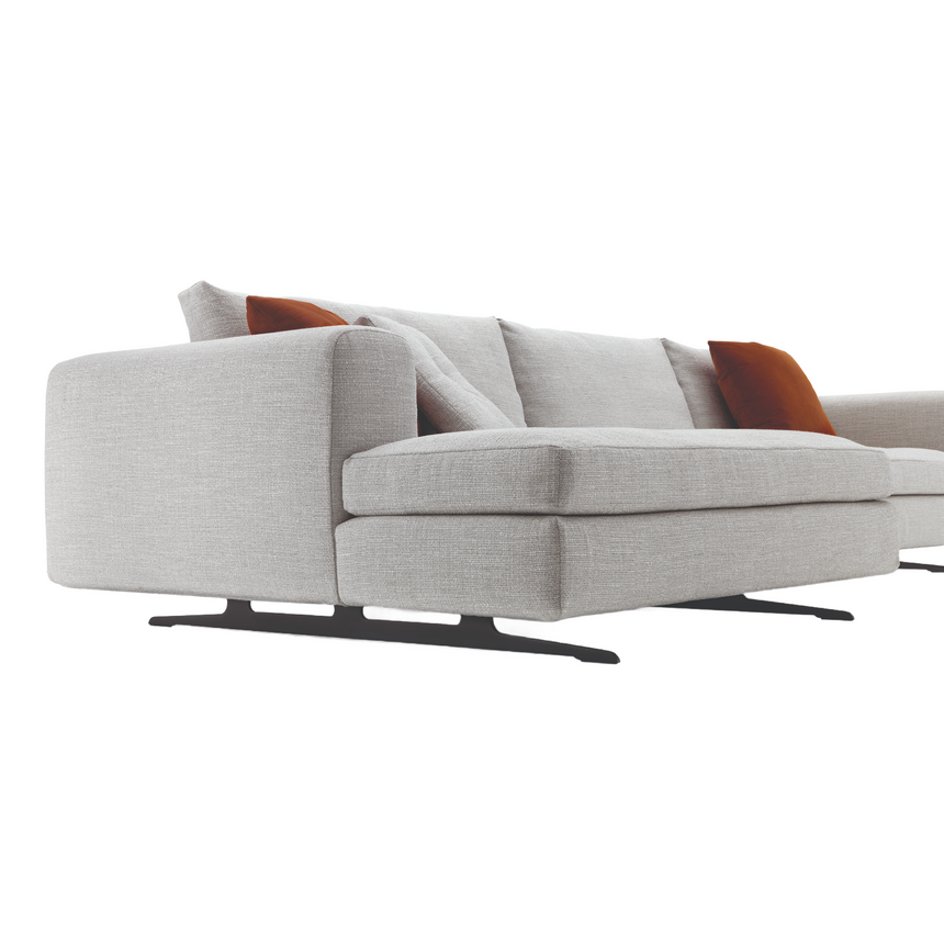 Sleek Fabric Sofa | Arflex Lee | Italianfurniture.com