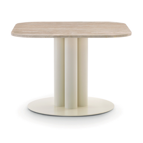 Square Dining Table | Arflex Goya | italianfurniture.com