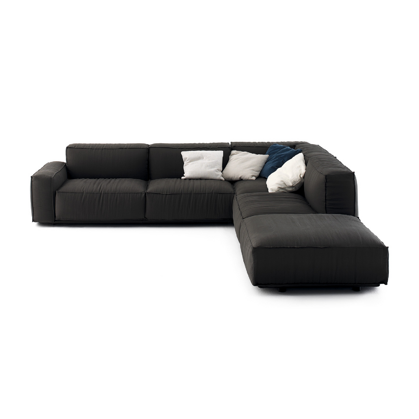 Angled 5-Module Piped Sofa | Arflex Marechiaro | Italianfurniture.com