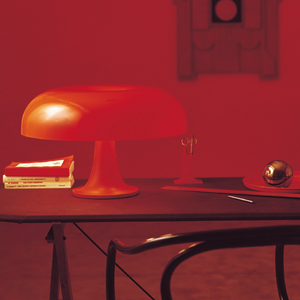 Mushroom-Shaped Table Lamp | Artemide Nesso