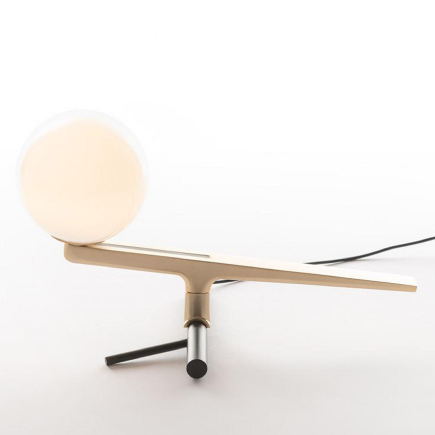 Brushed Brass Table Lamp | Artemide Yanzi | Italianfurniture.com