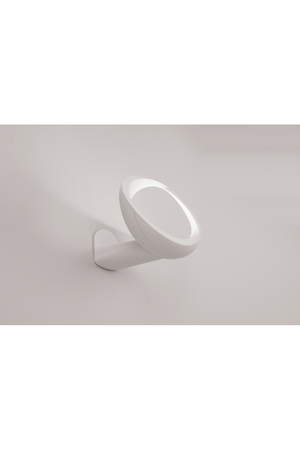 White Aluminum Wall Lamp | Artemide Cabildo | Italianfurniture.com