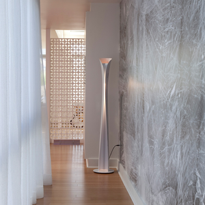 Curved Aluminum Floor Lamp | Artemide Cadmo | Italianfurniture.com