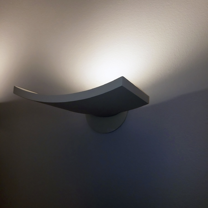 Curved Aluminum Micro Wall Lamp | Artemide Surf | Italianfurniture.com
