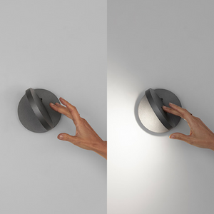 Adjustable Spot Wall Lamp | Artemide Demetra | Italianfurniture.com