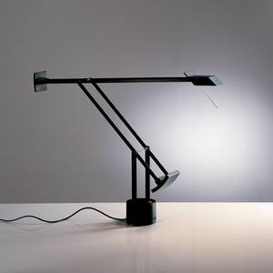 Adjustable Arm Table Lamp | Artemide Tizio | Italianfurniture.com