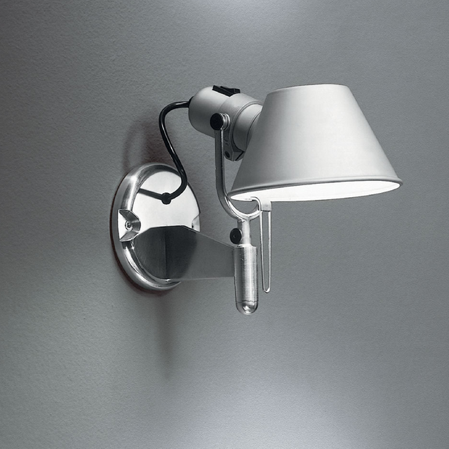 Classic Spot Wall Lamp | Artemide Tolomeo | Italianfurniture.com