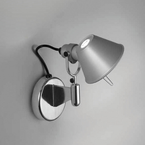 Classic Spot LED Wall Lamp | Artemide Tolomeo | Italianfurniture.com