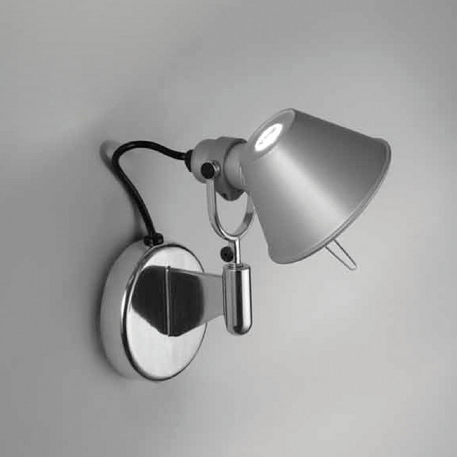 Classic Spot LED Wall Lamp | Artemide Tolomeo | Italianfurniture.com