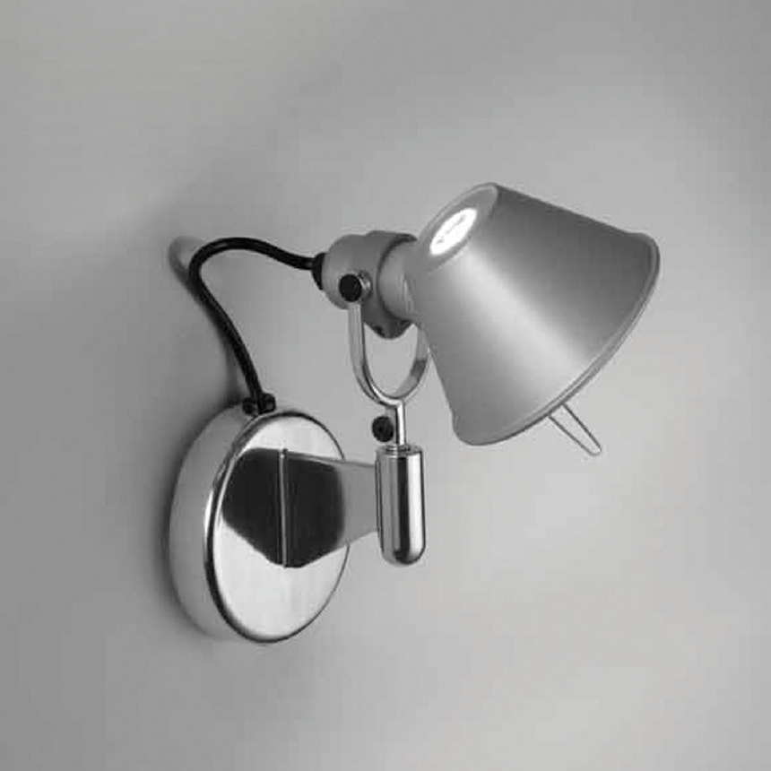 Classic Spot LED Wall Lamp | Artemide Tolomeo | Italianfurniture.com