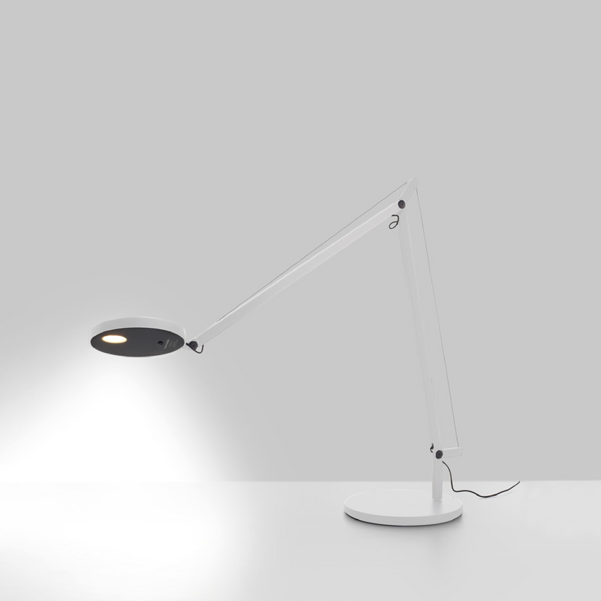 Classic Base Aluminum Table Lamp | Artemide Demetra | Italianfurniture.com