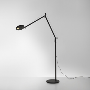 Classic Base Aluminum Floor Lamp | Artemide Demetra | Italianfurniture.com