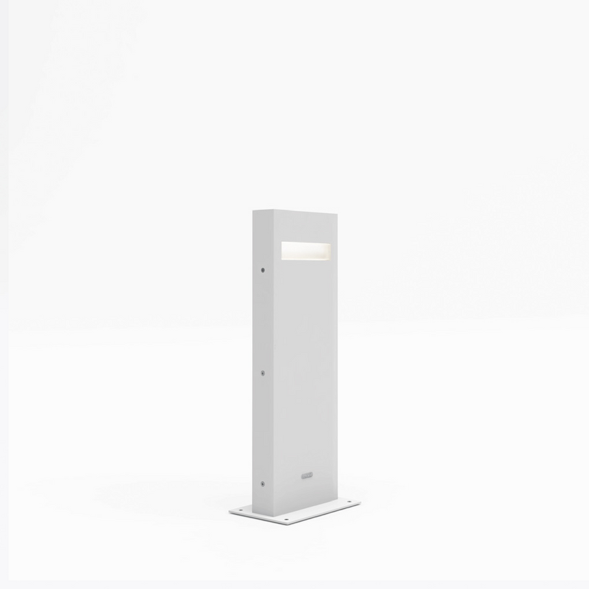 White Aluminum Outdoor Floor Lamp | Artemide Nuda | Italianfurniture.com