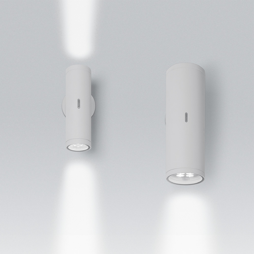 Aluminum Outdoor Wall Lamp L | Artemide Calumet | Italianfurniture.com