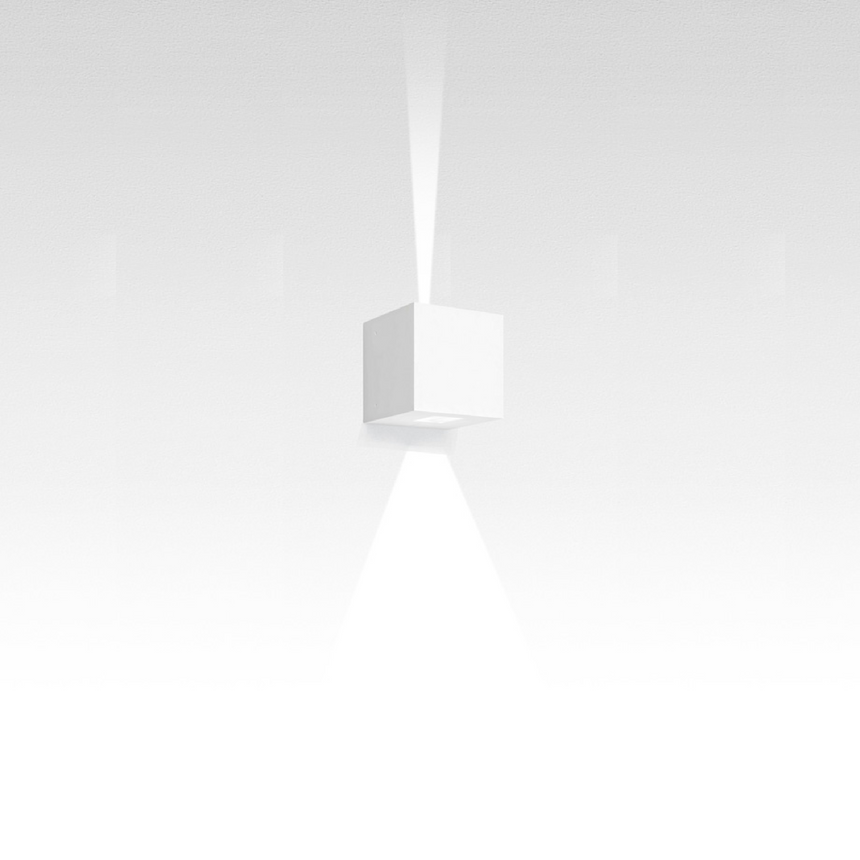Square Direct/Indirect Wall Lamp | Artemide Effetto | Italianfurniture.com