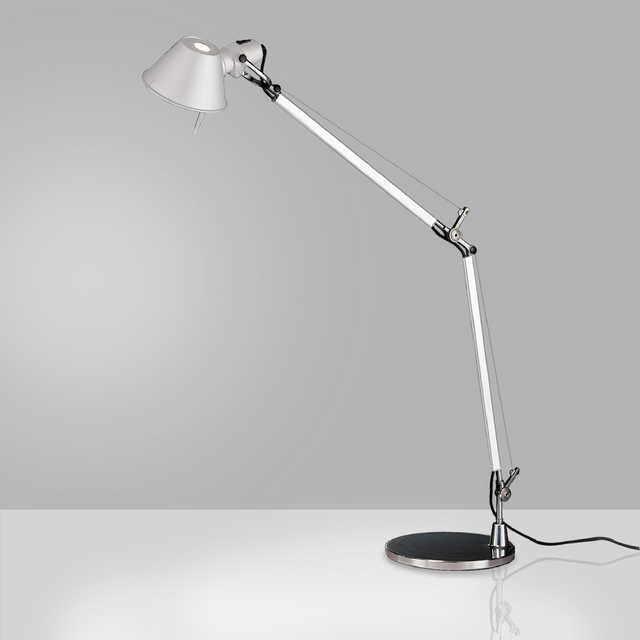 Classic Industrial Table Lamp | Artemide Tolomeo | Italianfurniture.com