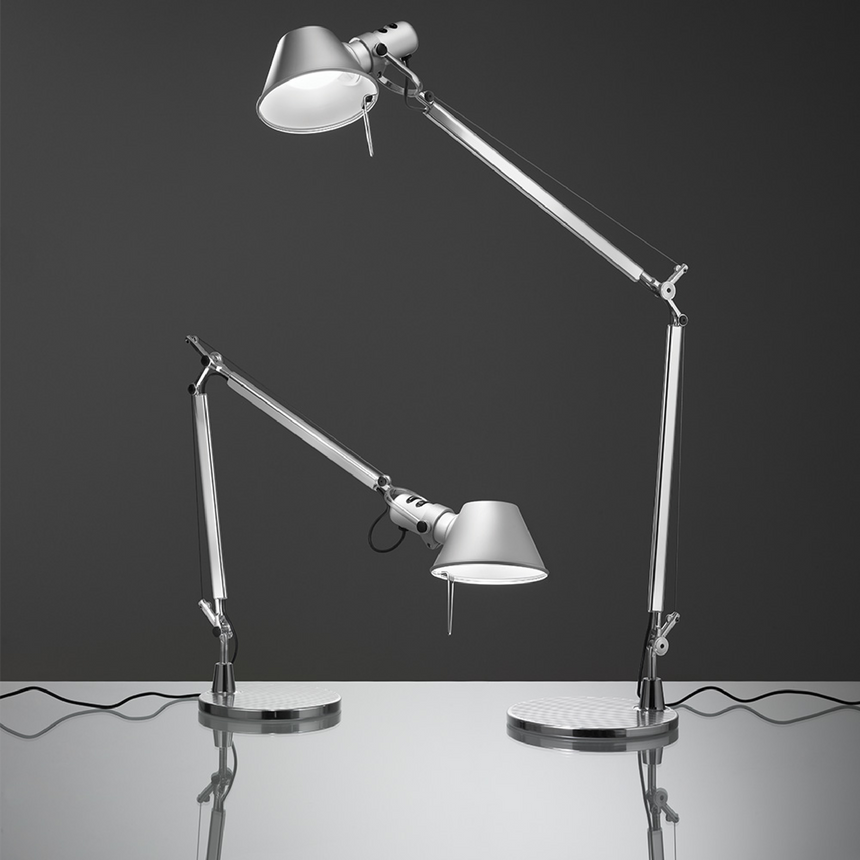 Classic Industrial Table Lamp | Artemide Tolomeo | Italianfurniture.com