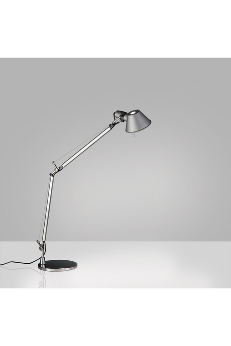 Mid.comi Industrial Table Lamp | Artemide Tolomeo | Italianfurniture