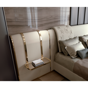 Metallic Insert Leather King Bed | Bizzotto Italia Ginko | Italianfurniture.com