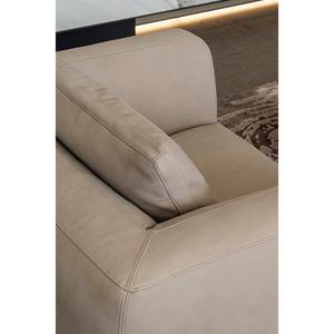 Chunky Upholstered Lounge Chair | Bizzotto Italia Kumo | Italianfurniture.com