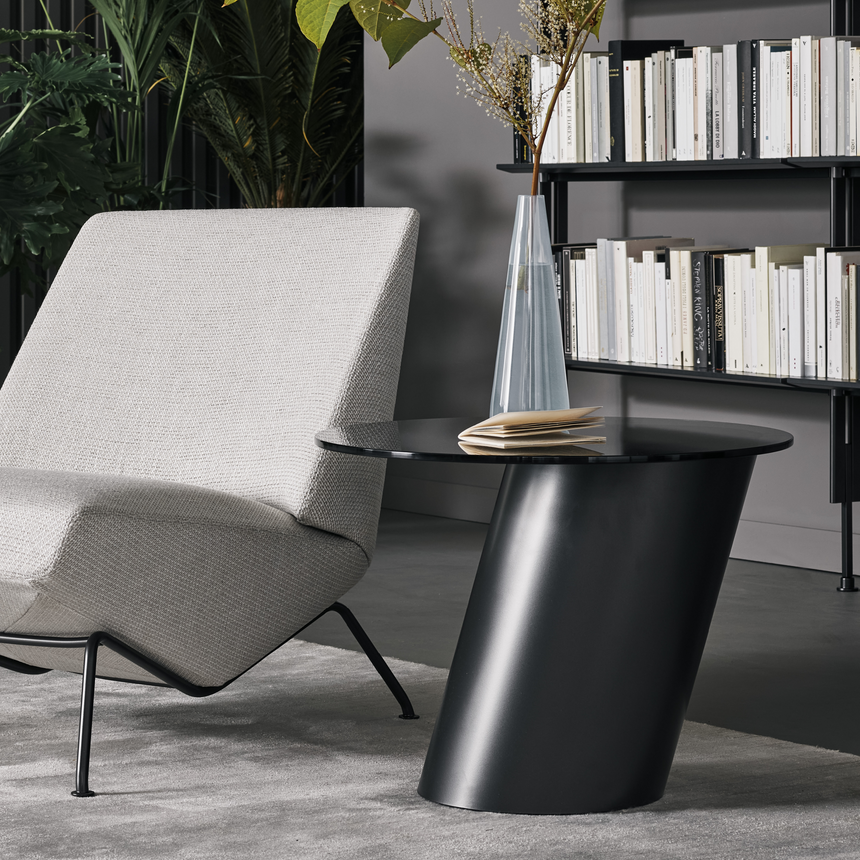Tilted Base Coffee Table | Bonaldo Pisa / Monolith