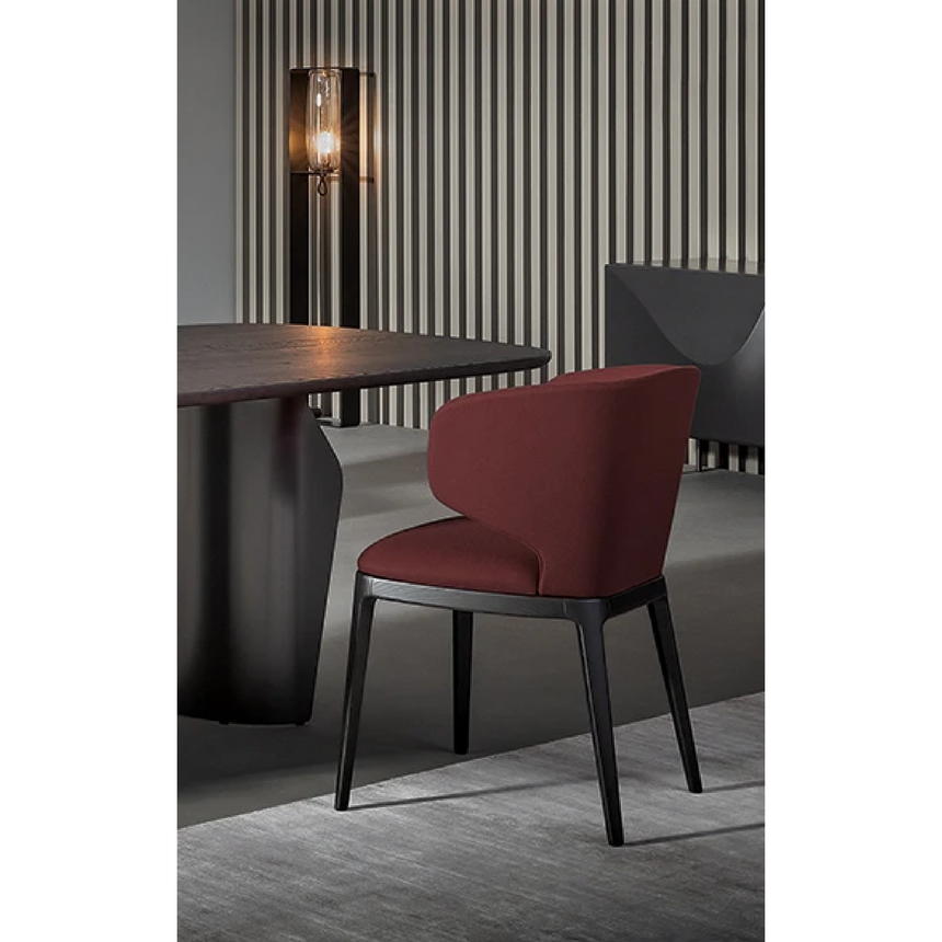 Fabric Covered Winged Dining Chair | Bonaldo Joy | italianfurniture.com