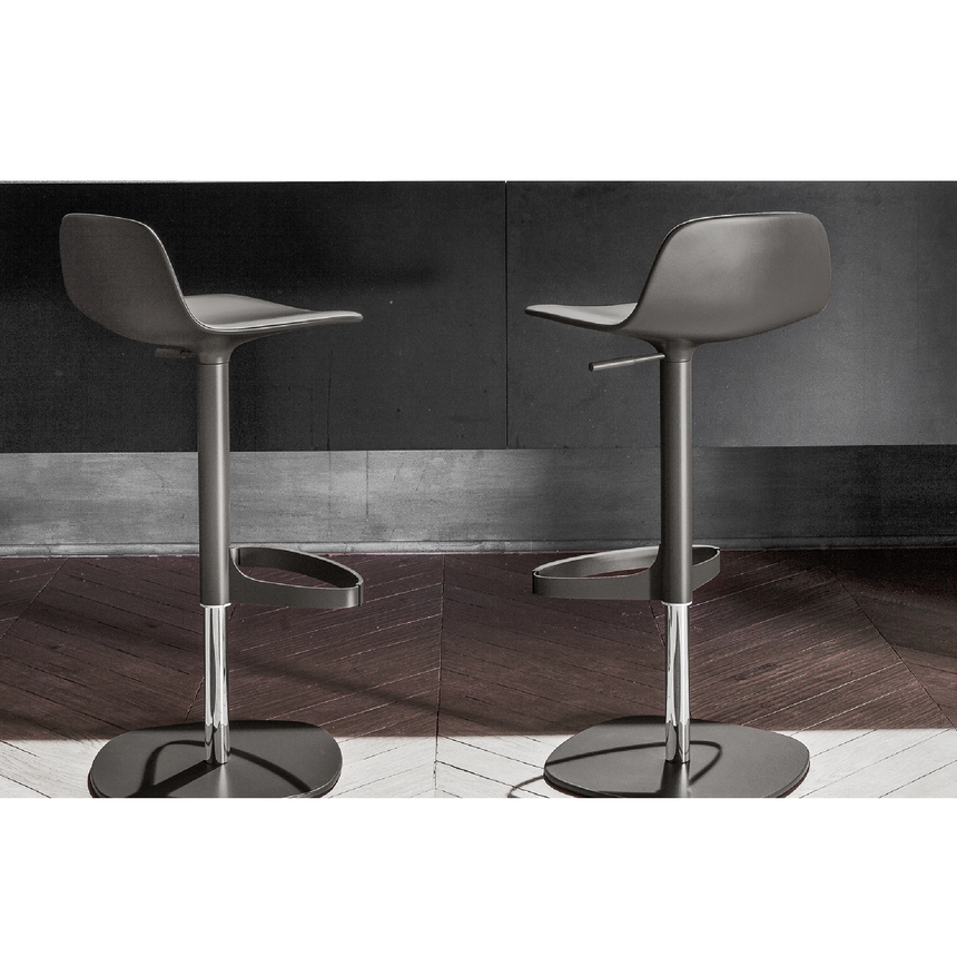 Metal Base Swivel Counter Stool | Bonaldo Bonnie | Italianfurniture.com