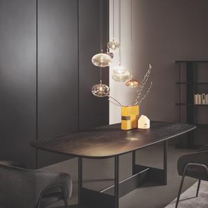 Glossy Ceramic Dining Table | Bonaldo Canvas | Italianfurniture.com