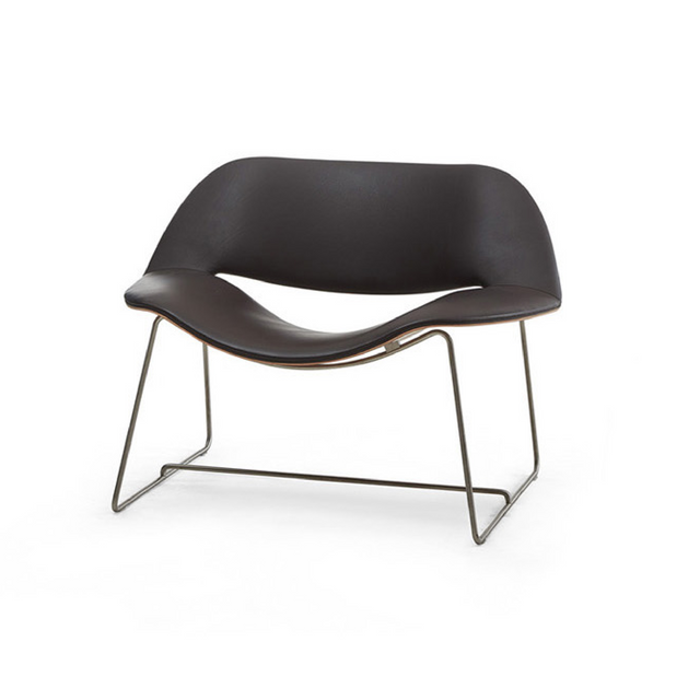 Leather Cut-Out Armchair | Dema Lips | Italianfurniture.com