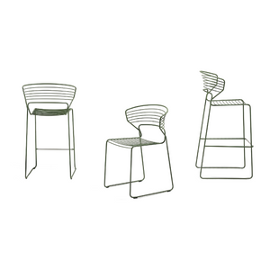 Ergonomic Stackable Outdoor Barstool | Desalto Koki | Italianfurniture.com