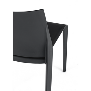 Molded Stackable Outdoor Dining Chair | Desalto Riga | Italianfurniture.com