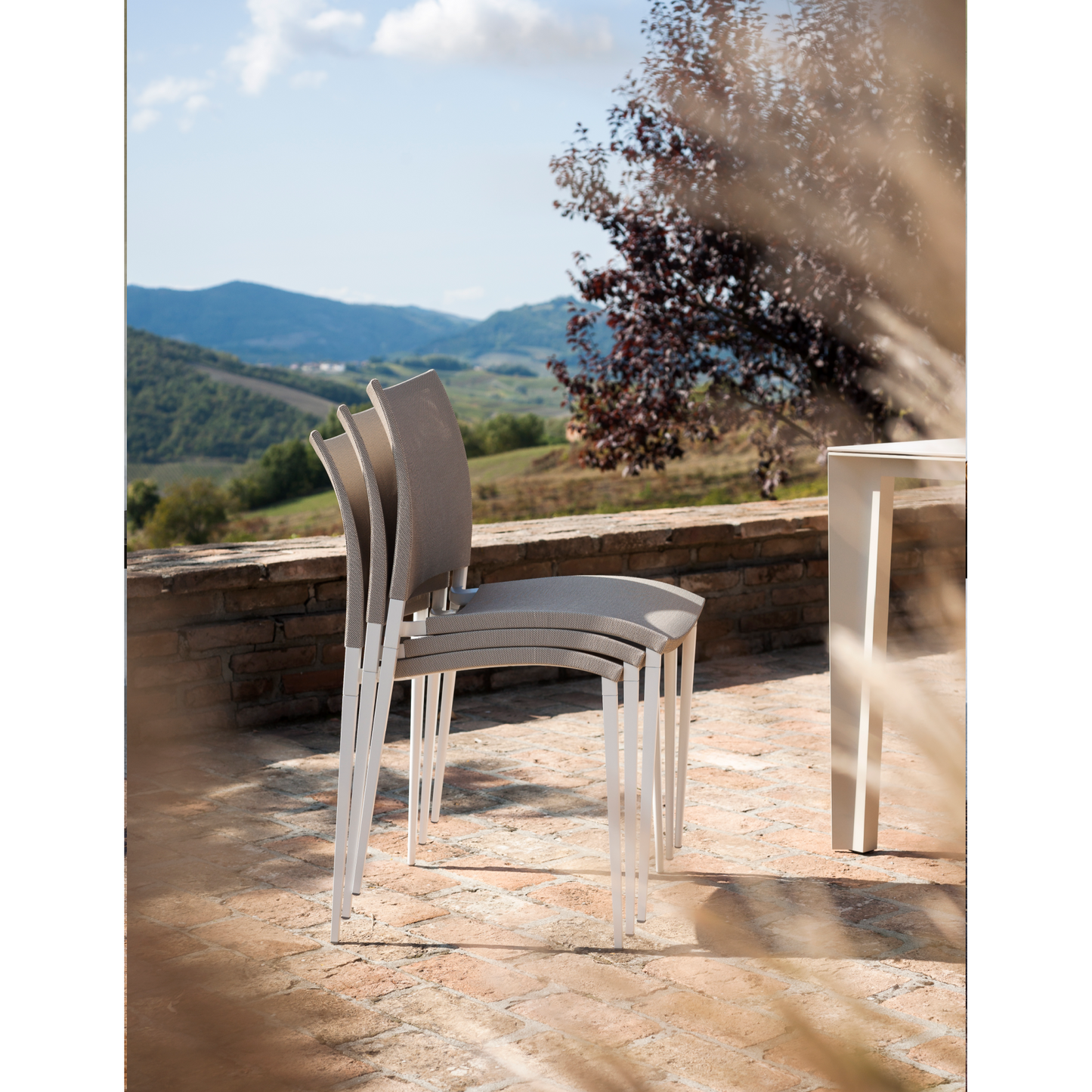 Modern Minimalist Dining Chair | Desalto Sand | Italianfurniture.com