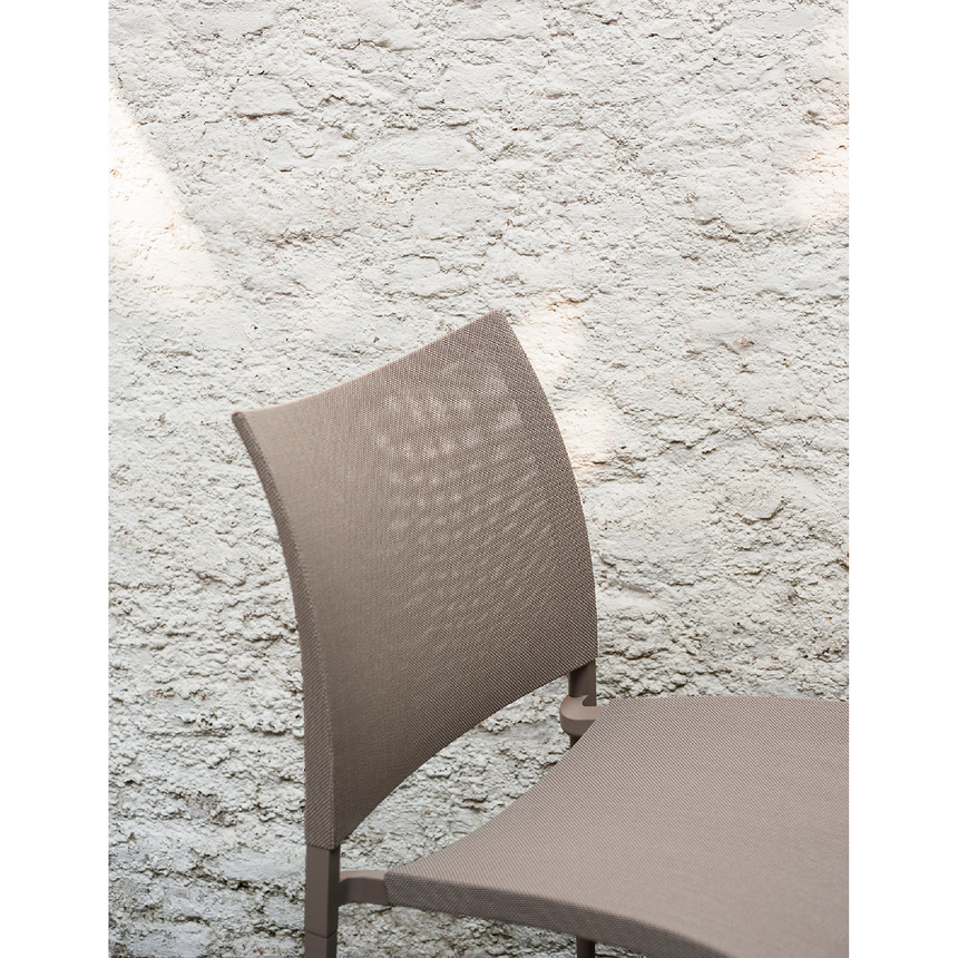 Modern Minimalist Dining Chair | Desalto Sand | Italianfurniture.com