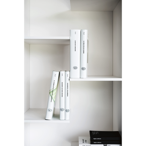 Lacquer Staggered Bookcase | Desalto Step | Italianfurniture.com