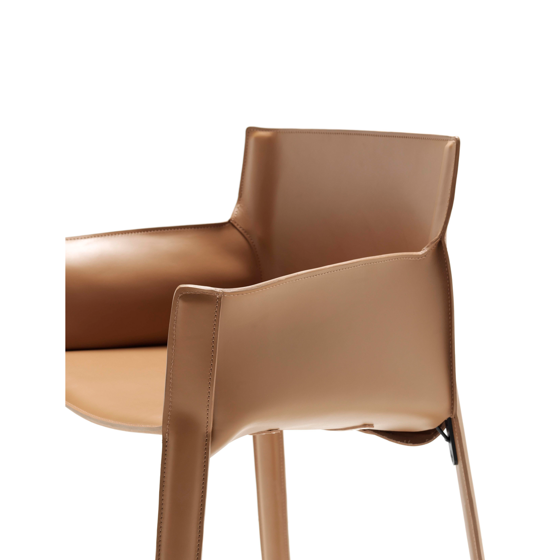 Padded Leather Dining Armchair | Fasem P90 | Italianfurniture.com