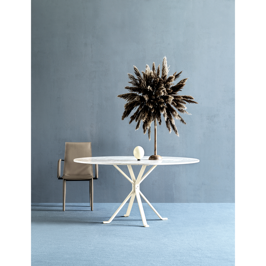 Round Minimalist Dining Table | Fasem Crab | ItalianFurniture.com