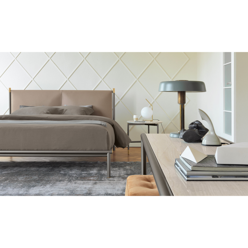 Matte Burnished Steel Bed | Flou Iko | Italianfurniture.com